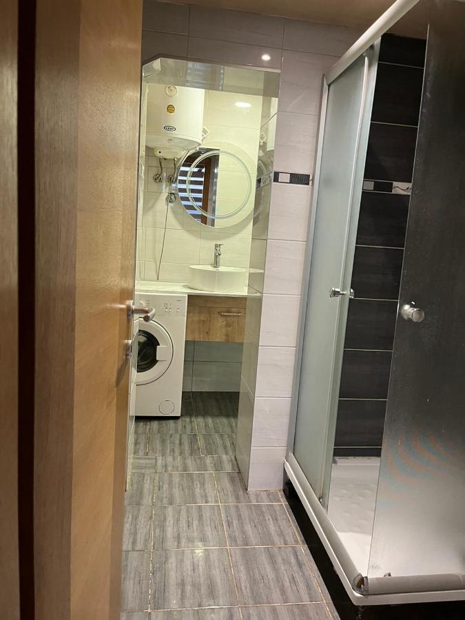 מוסטר Mell Apartments מראה חיצוני תמונה