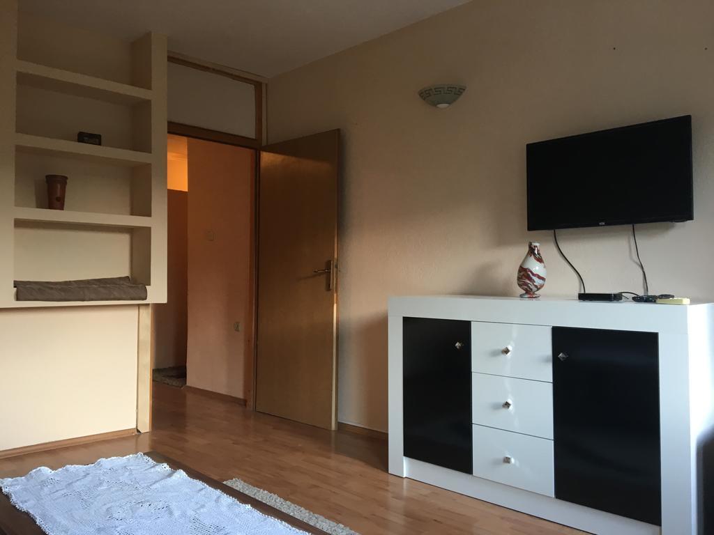 מוסטר Mell Apartments מראה חיצוני תמונה