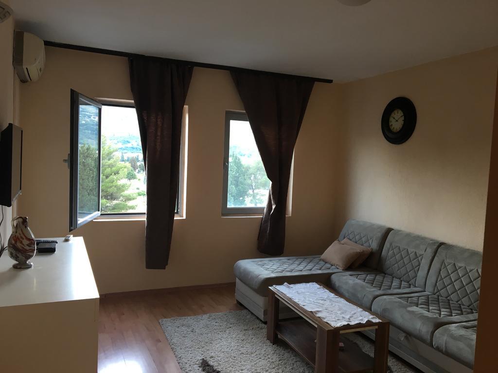 מוסטר Mell Apartments מראה חיצוני תמונה