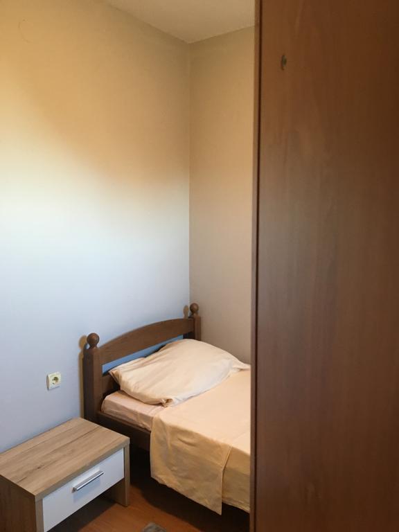 מוסטר Mell Apartments מראה חיצוני תמונה