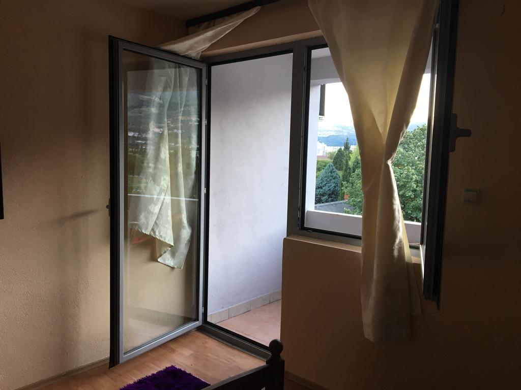 מוסטר Mell Apartments מראה חיצוני תמונה