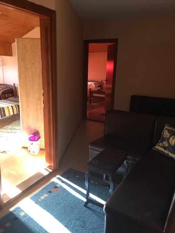 מוסטר Mell Apartments מראה חיצוני תמונה