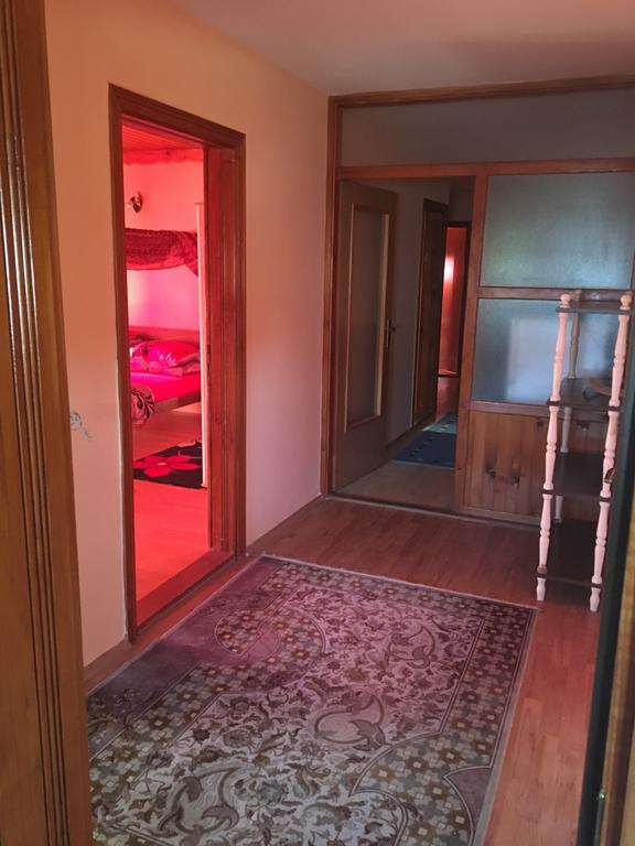 מוסטר Mell Apartments מראה חיצוני תמונה